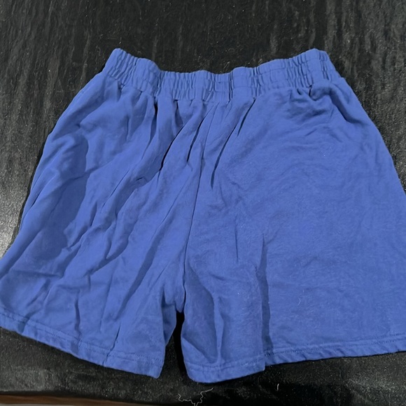 Navy blue shorts with simpson character - Picture 2 of 3